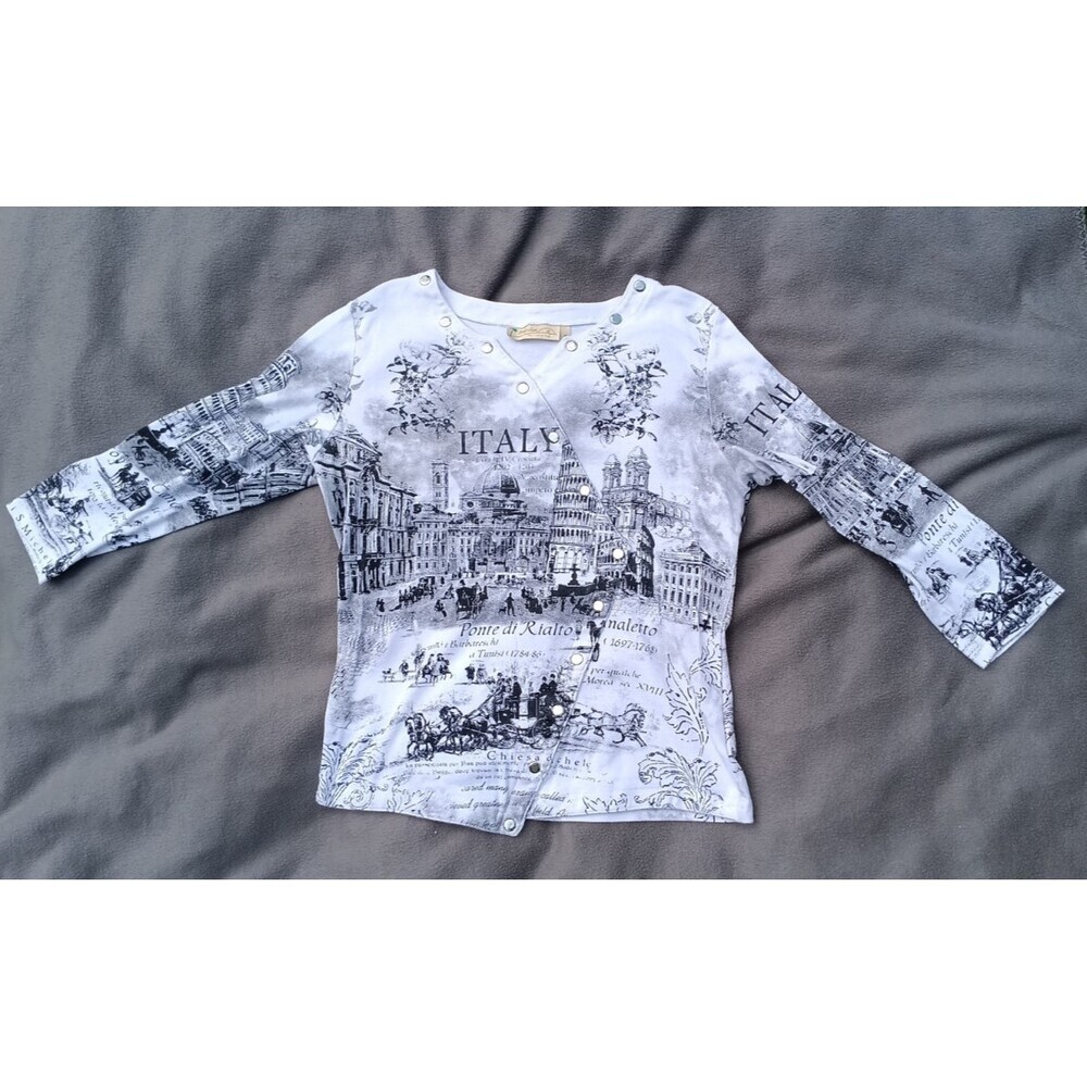 Impulse Small White Italy Sketch Art Graphic Y2K 3/4 Sleeve Button Faux Wrap Top